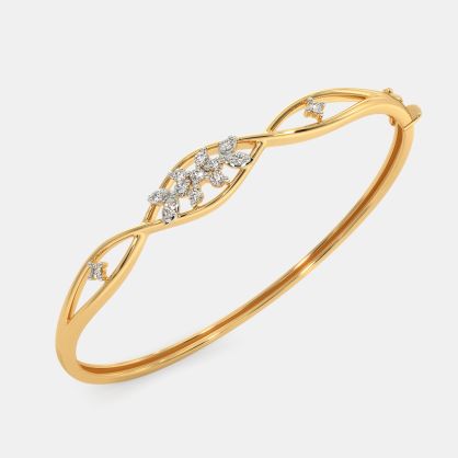 The Esmeralda Oval Bangle