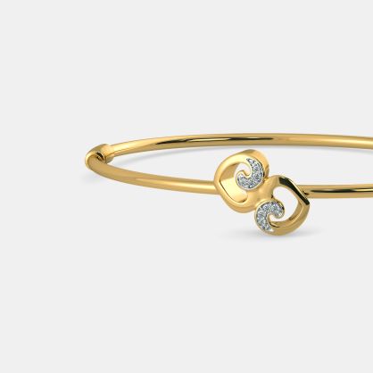 The Kathlyn Oval Bangle