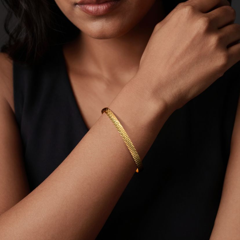 The Ludovico Round Bangle - image 3