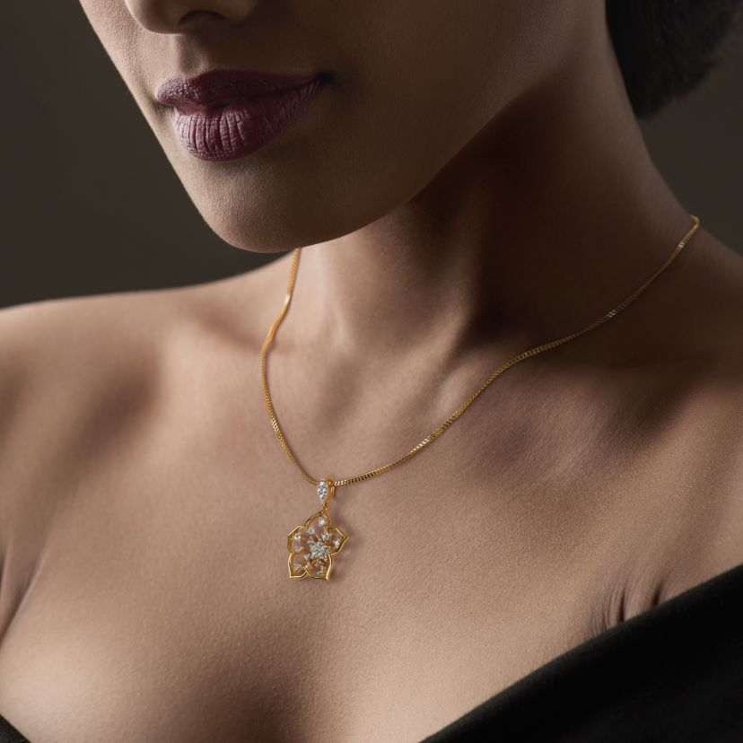 The Antlia Pendant - image 3